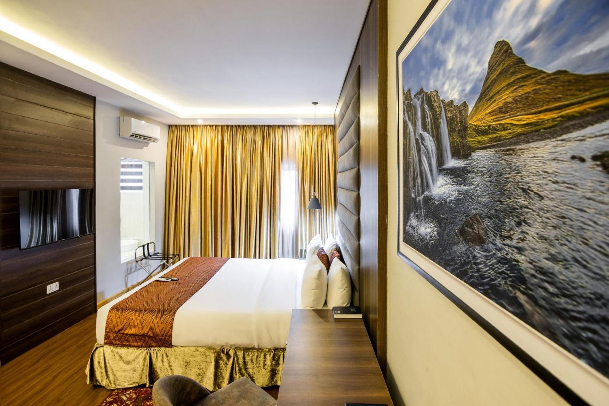 Bon Hotel Delta Warri Buitenkant foto